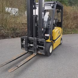 Yale ERP30VL °°° 4-Rad Elektrostapler
