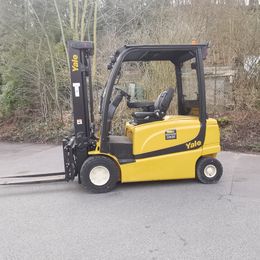 Yale ERP30VL °°° 4-Rad Elektrostapler